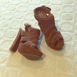 Steve Madden heels